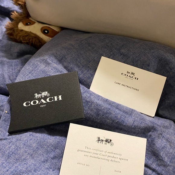 Chalk and snake skin Coach large purse - Picture 5 of 12